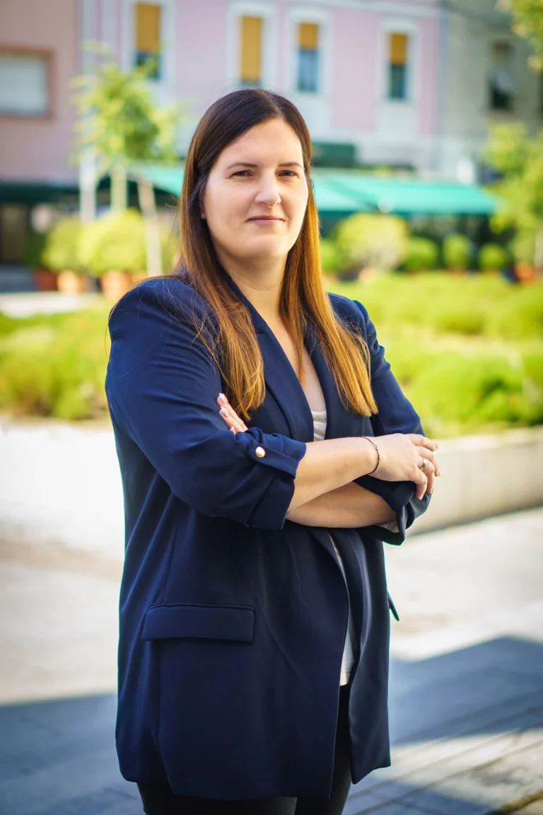 Dr. Tiszay-Rákosi Katalin – ALL IN Group